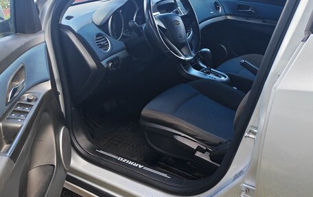 Chevrolet Cruze II, 2011 год, 720 000 рублей, 13 фотография