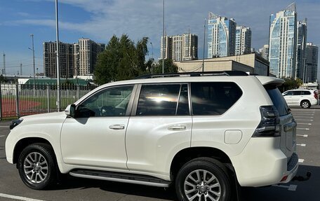 Toyota Land Cruiser Prado 150 рестайлинг 2, 2017 год, 4 000 000 рублей, 4 фотография