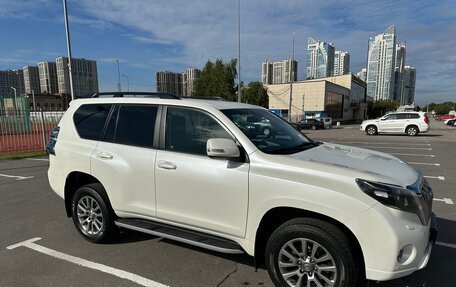Toyota Land Cruiser Prado 150 рестайлинг 2, 2017 год, 4 000 000 рублей, 9 фотография