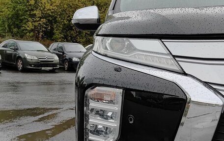 Mitsubishi Montero Sport, 2022 год, 3 900 000 рублей, 21 фотография