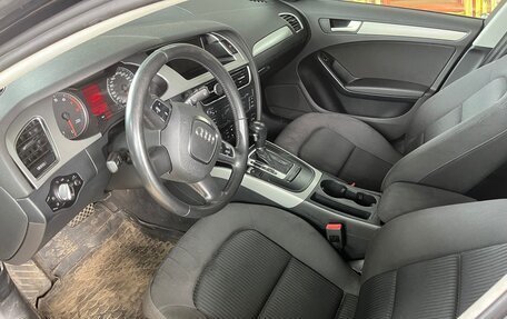 Audi A4, 2010 год, 550 000 рублей, 3 фотография