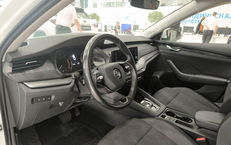 Skoda Octavia IV, 2021 год, 1 680 000 рублей, 16 фотография