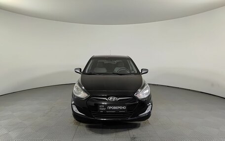 Hyundai Solaris II рестайлинг, 2012 год, 640 000 рублей, 2 фотография