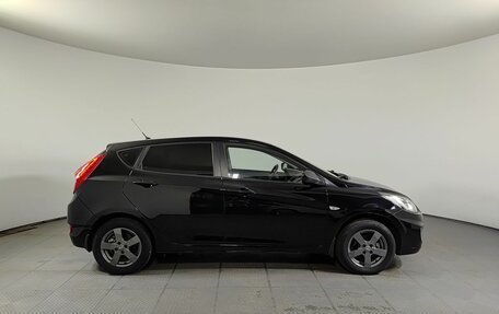 Hyundai Solaris II рестайлинг, 2012 год, 640 000 рублей, 4 фотография