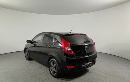 Hyundai Solaris II рестайлинг, 2012 год, 640 000 рублей, 7 фотография