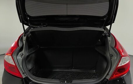 Hyundai Solaris II рестайлинг, 2012 год, 640 000 рублей, 10 фотография