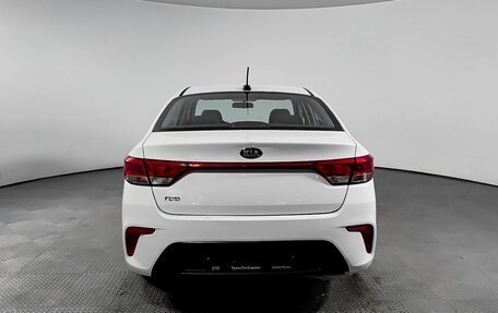 KIA Rio IV, 2017 год, 1 060 000 рублей, 6 фотография