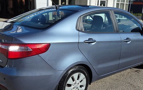 KIA Rio III рестайлинг, 2013 год, 800 000 рублей, 4 фотография