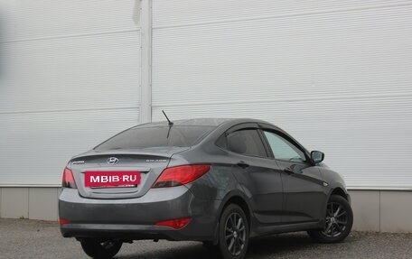 Hyundai Solaris II рестайлинг, 2011 год, 647 000 рублей, 2 фотография