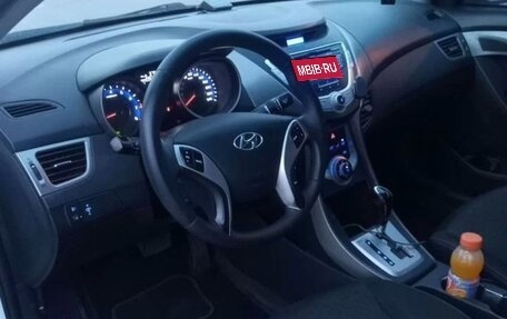 Hyundai Elantra V, 2012 год, 960 000 рублей, 5 фотография