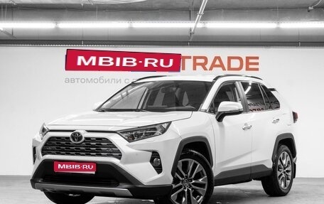 Toyota RAV4, 2020 год, 3 360 000 рублей, 1 фотография
