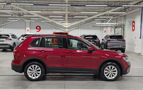 Volkswagen Tiguan II, 2017 год, 1 870 000 рублей, 4 фотография