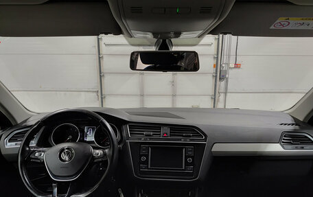 Volkswagen Tiguan II, 2017 год, 1 870 000 рублей, 14 фотография