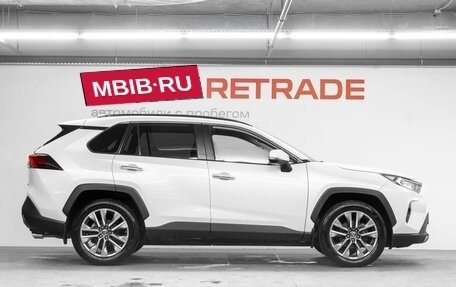 Toyota RAV4, 2020 год, 3 360 000 рублей, 4 фотография