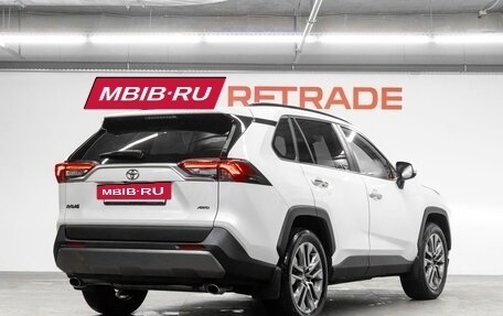 Toyota RAV4, 2020 год, 3 360 000 рублей, 5 фотография