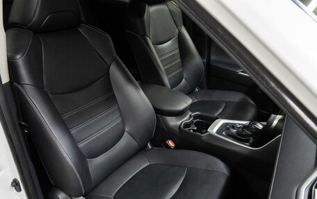 Toyota RAV4, 2020 год, 3 360 000 рублей, 16 фотография