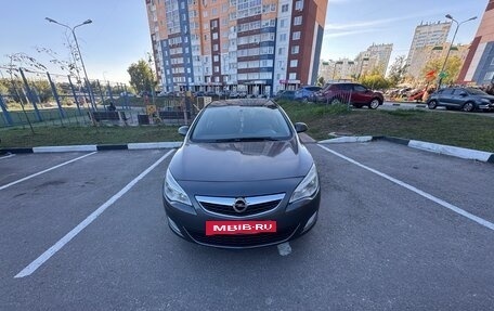 Opel Astra J, 2011 год, 520 000 рублей, 3 фотография