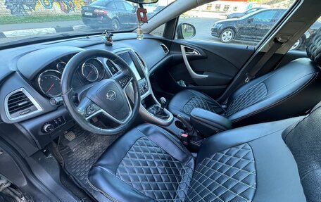 Opel Astra J, 2011 год, 520 000 рублей, 9 фотография