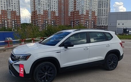 Volkswagen Taos, 2021 год, 2 370 000 рублей, 3 фотография