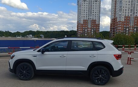 Volkswagen Taos, 2021 год, 2 370 000 рублей, 4 фотография