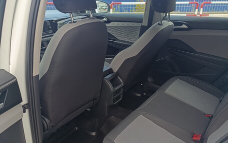 Volkswagen Taos, 2021 год, 2 370 000 рублей, 19 фотография