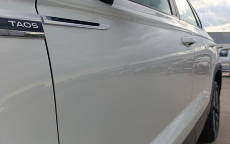 Volkswagen Taos, 2021 год, 2 370 000 рублей, 34 фотография
