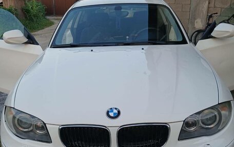 BMW 1 серия, 2010 год, 795 000 рублей, 3 фотография