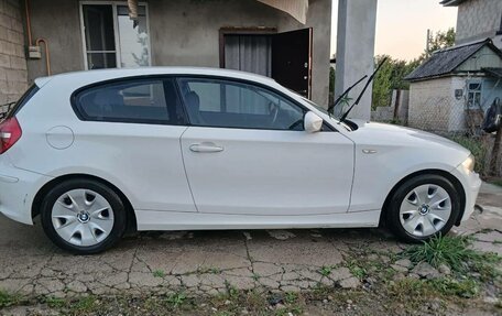 BMW 1 серия, 2010 год, 795 000 рублей, 6 фотография
