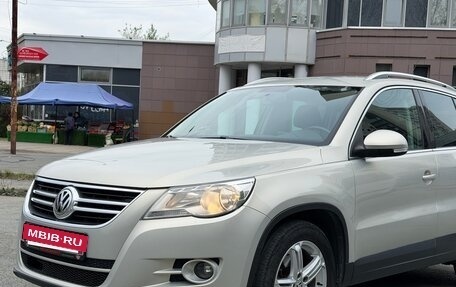 Volkswagen Tiguan I, 2010 год, 1 200 000 рублей, 3 фотография