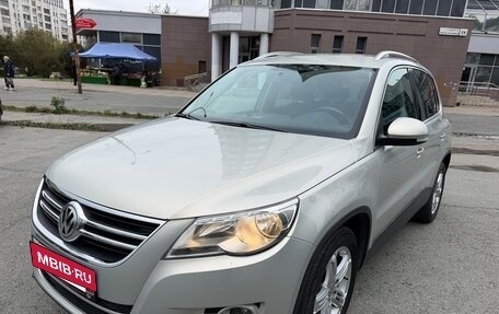 Volkswagen Tiguan I, 2010 год, 1 200 000 рублей, 2 фотография
