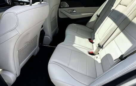 Mercedes-Benz GLE, 2026 год, 11 300 000 рублей, 31 фотография