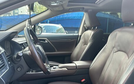 Lexus RX IV рестайлинг, 2019 год, 4 590 000 рублей, 5 фотография