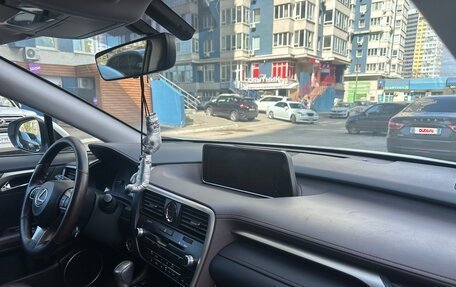 Lexus RX IV рестайлинг, 2019 год, 4 590 000 рублей, 10 фотография