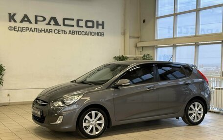 Hyundai Solaris II рестайлинг, 2012 год, 880 000 рублей, 1 фотография