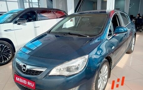 Opel Astra J, 2012 год, 549 000 рублей, 1 фотография