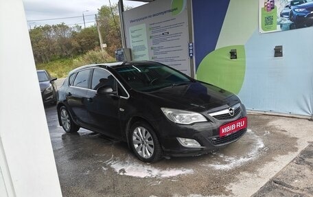 Opel Astra J, 2011 год, 500 000 рублей, 3 фотография