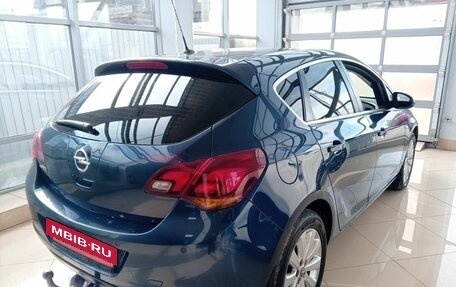 Opel Astra J, 2012 год, 549 000 рублей, 3 фотография