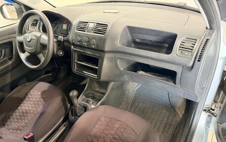 Skoda Fabia II, 2010 год, 420 000 рублей, 13 фотография