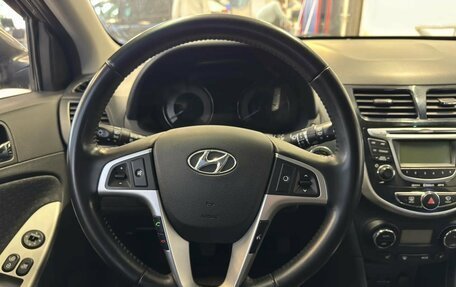 Hyundai Solaris II рестайлинг, 2012 год, 880 000 рублей, 7 фотография