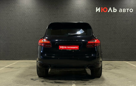 Porsche Cayenne III, 2011 год, 2 115 000 рублей, 6 фотография