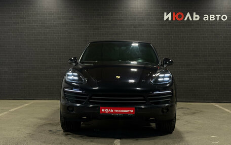 Porsche Cayenne III, 2011 год, 2 115 000 рублей, 2 фотография