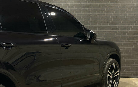 Porsche Cayenne III, 2011 год, 2 115 000 рублей, 10 фотография