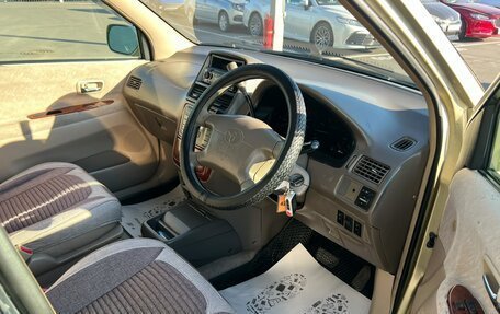 Toyota Gaia, 2001 год, 499 999 рублей, 10 фотография