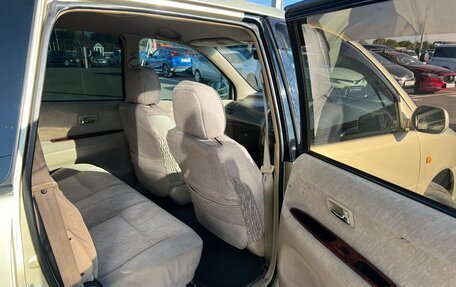 Toyota Gaia, 2001 год, 499 999 рублей, 17 фотография