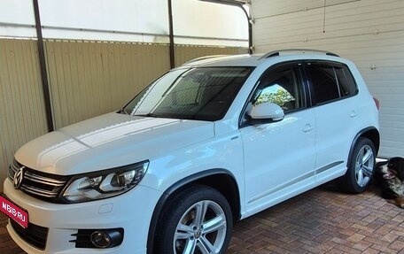 Volkswagen Tiguan I, 2016 год, 2 100 000 рублей, 1 фотография