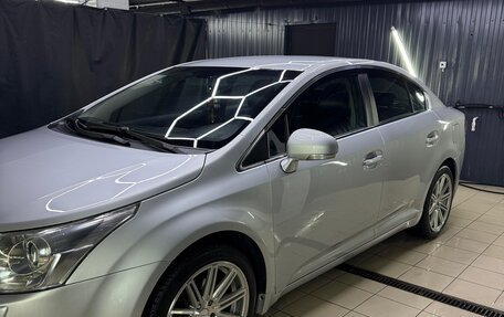 Toyota Avensis III рестайлинг, 2009 год, 1 200 000 рублей, 2 фотография