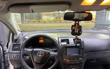 Toyota Avensis III рестайлинг, 2009 год, 1 200 000 рублей, 11 фотография