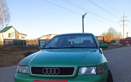 Audi A4, 1998 год, 220 000 рублей, 2 фотография