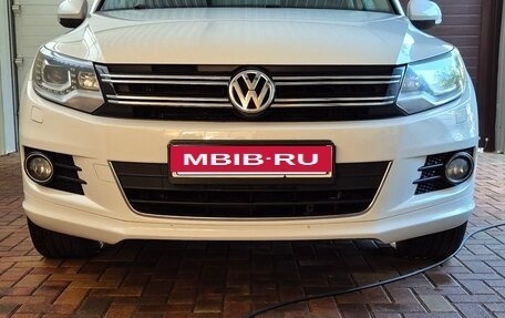 Volkswagen Tiguan I, 2016 год, 2 100 000 рублей, 2 фотография