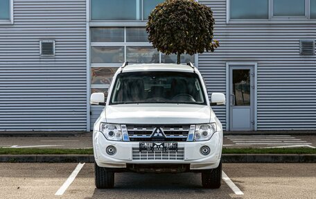 Mitsubishi Pajero IV, 2014 год, 2 035 000 рублей, 2 фотография